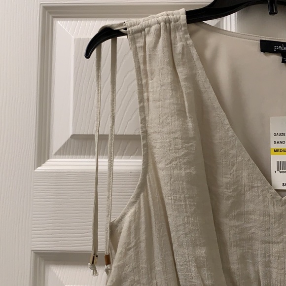 Sand colored sleeveless blouse elastic waist ruched shoulder V neck classy - Picture 3 of 9